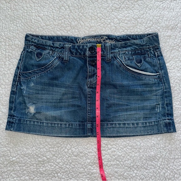 Y2K AE low rise jean denim mini skirt American Eagle distressed 90s 2000s VTG 8 - Picture 6 of 7